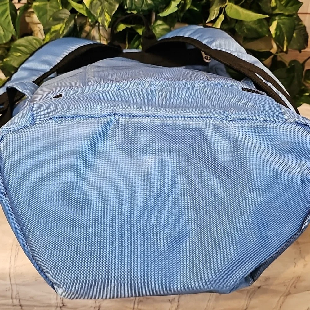 Mobile Dog Gear Blue Backpack and Lunch Bag Set